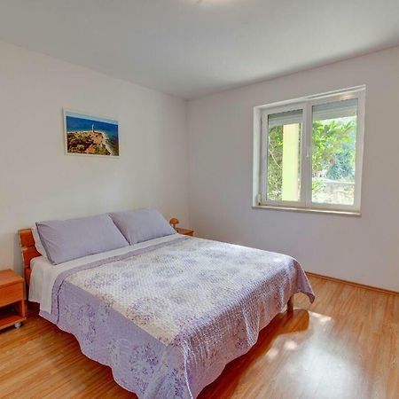 Apartments Savar - Ilo Brbinj 外观 照片