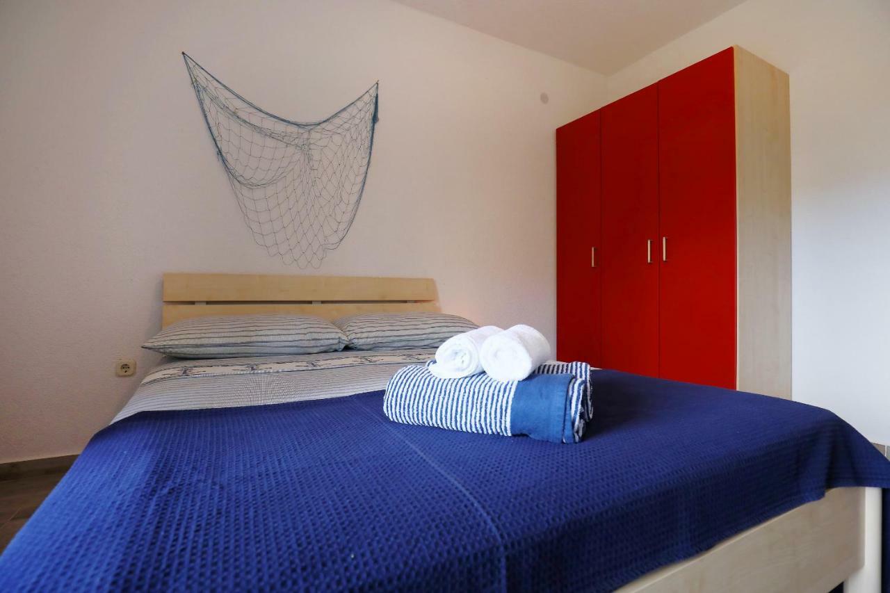 Apartments Savar - Ilo Brbinj 外观 照片